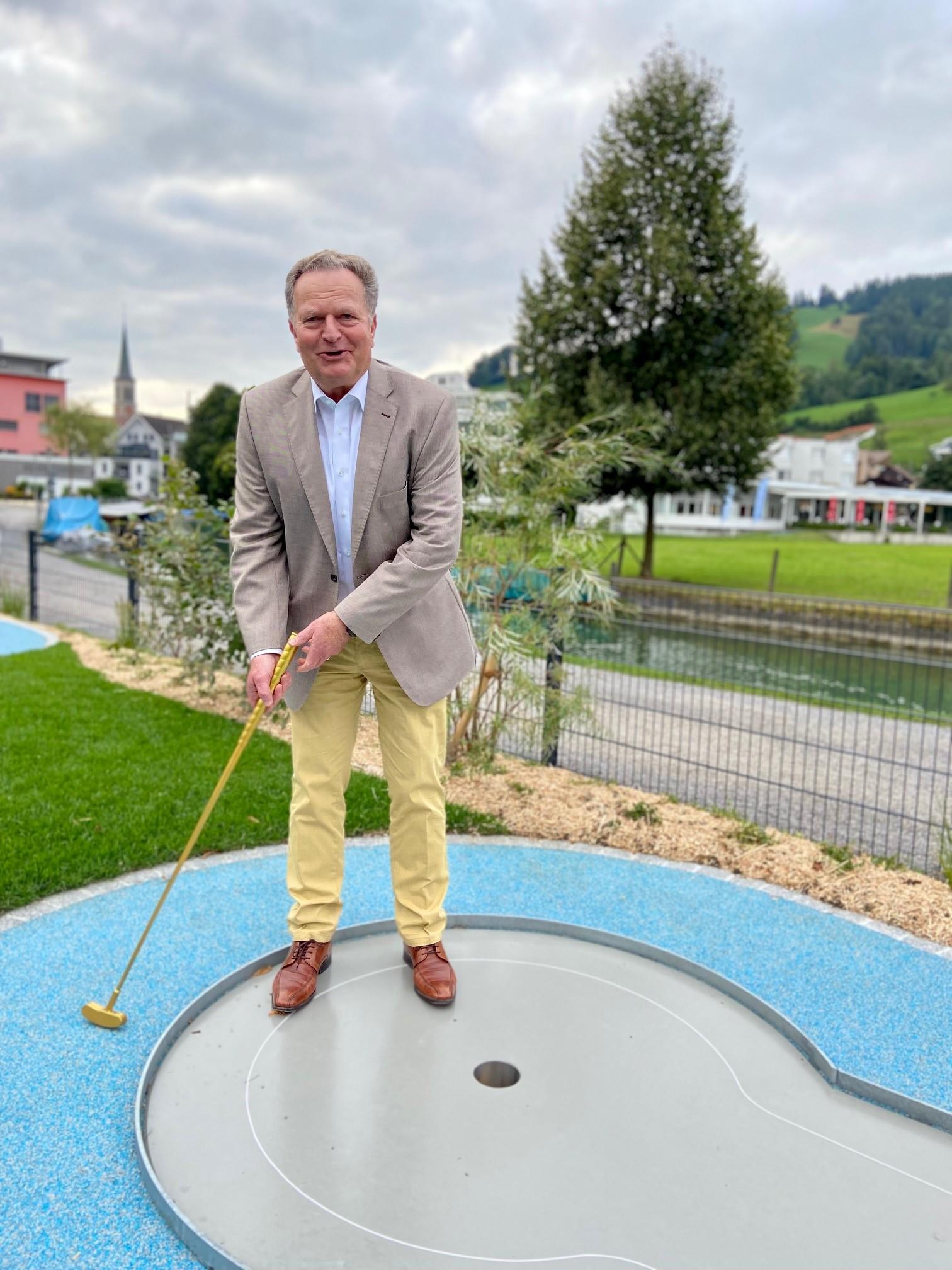 Eröffnung Anlage durch Gemeindepräsident Josef Ribary