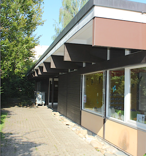 Eingang Kindrgartengebäude