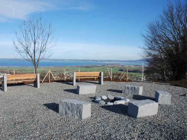 Aussichtspunkt Gstell mit Sicht auf den Bodensee