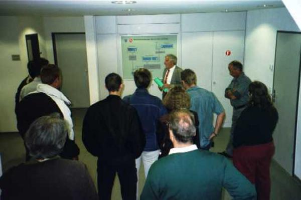 Anschaulich erklärt Gemeinderat Georges Spuhler die Wasserversorgung der Gemeinden Stein, Münchwilen und Obermumpf.
