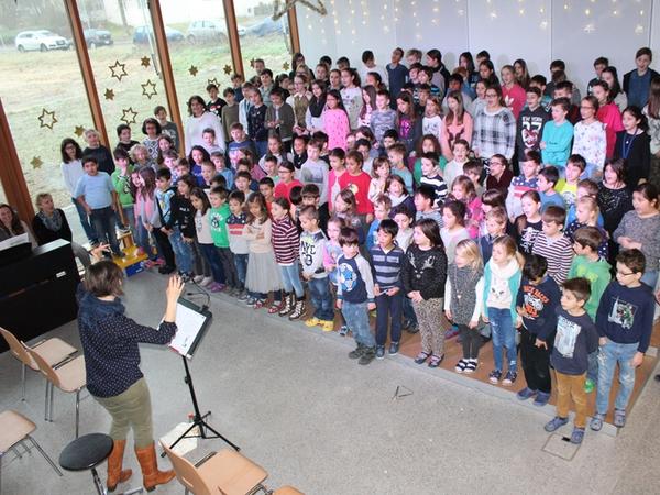 Adventssingen Schule Linden Dezember 2016