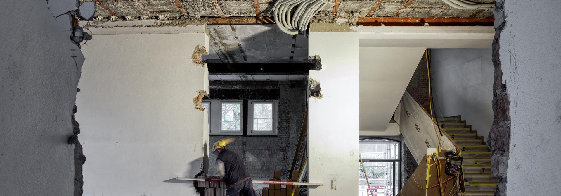 Plan neuer Bahn- und Bushof
