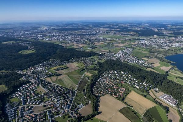 Flugaufnahme Fällanden