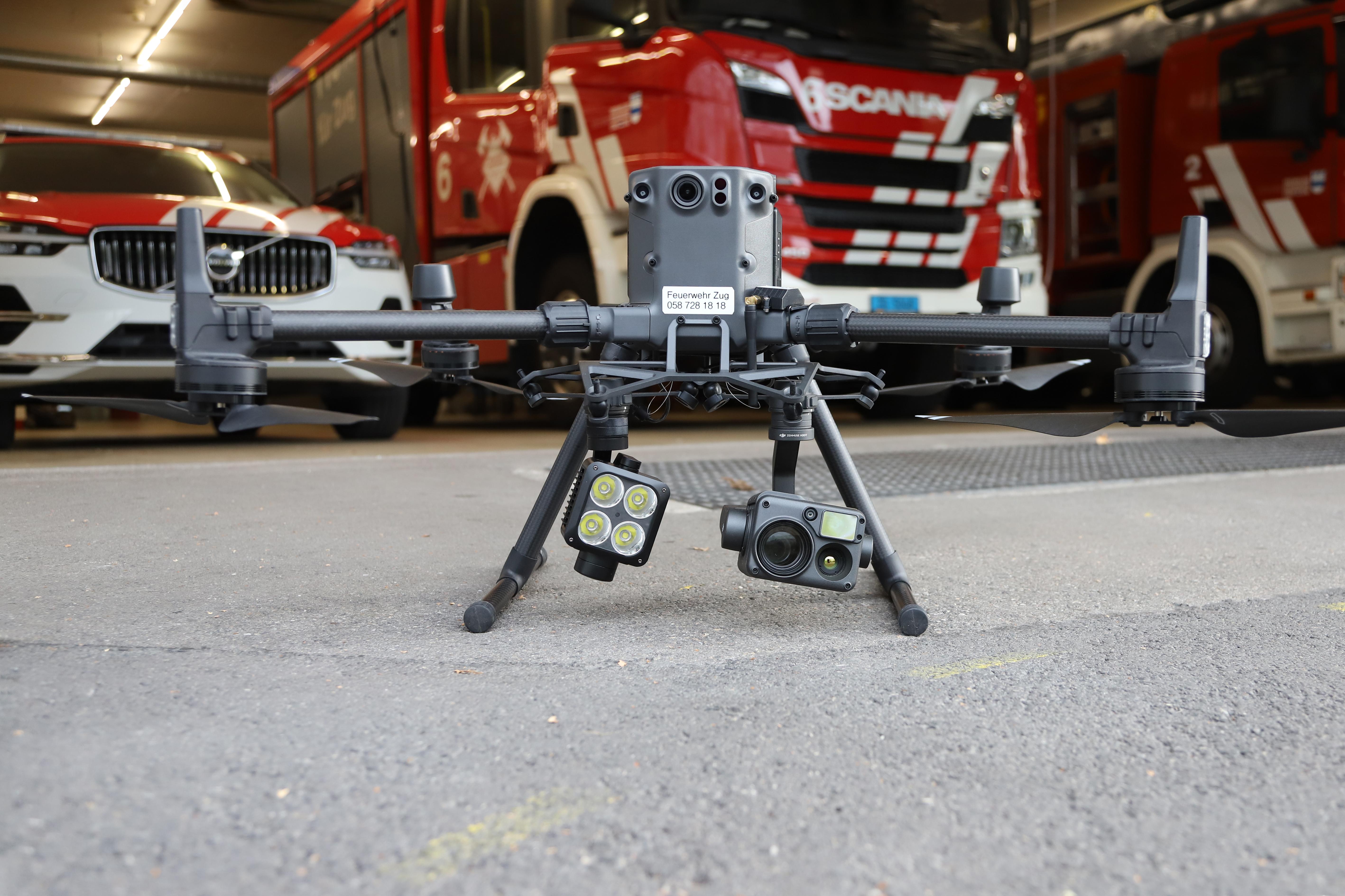 Remote Vision, 2021
Zubehör: LED Scheinwerfer, Zoom- und Wärmebildkamera, Fallschirmset, Smart Controller, Lautsprecher, FLARM Modul, Akkus, Akku Ladekoffer