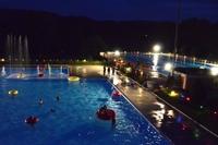 Aescher Schwimmbad bei Nacht