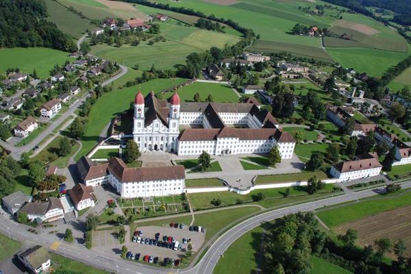 Luftansicht des Areals des Klosters St. Urban