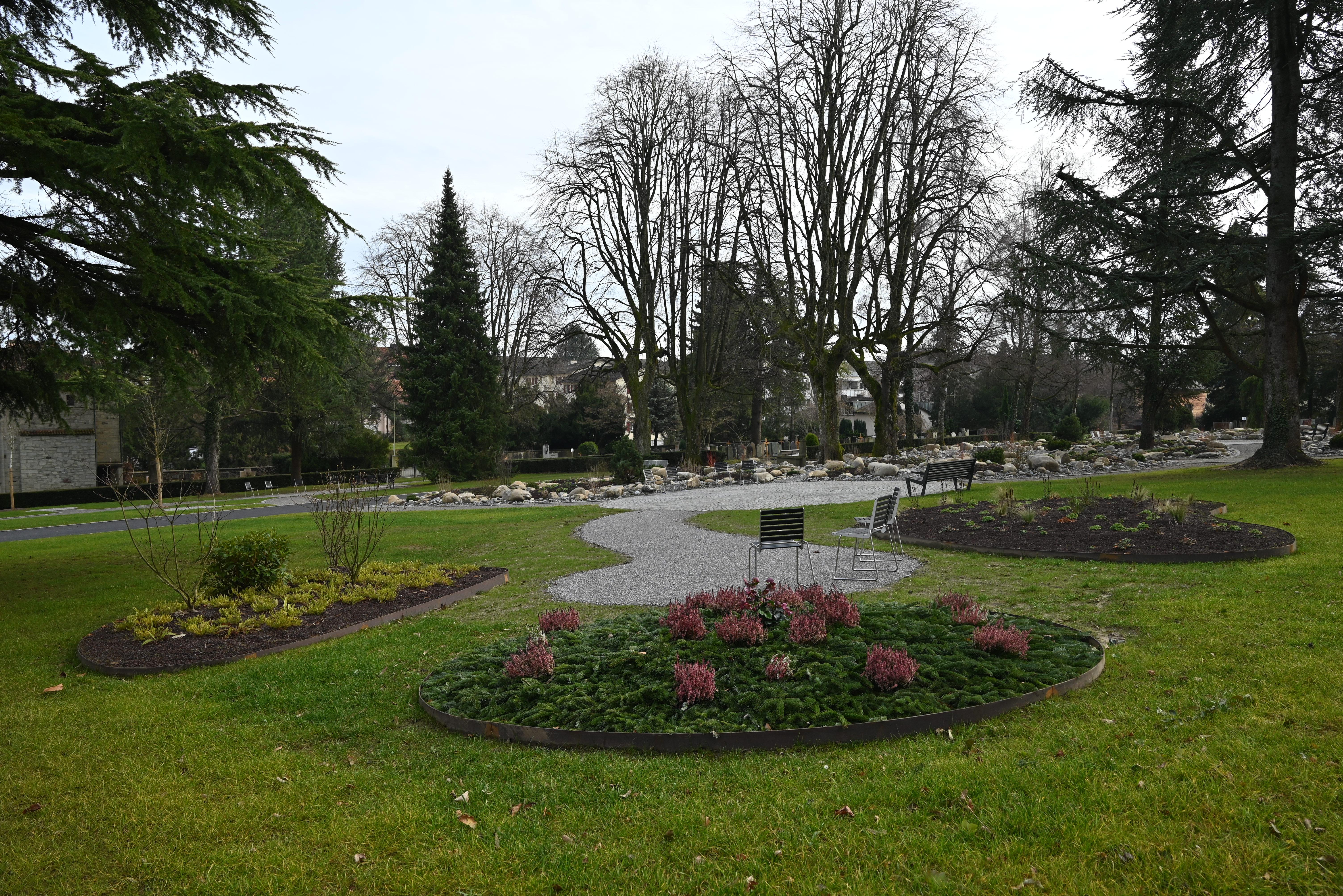 Blumengrabfelder Friedhof Thalwil