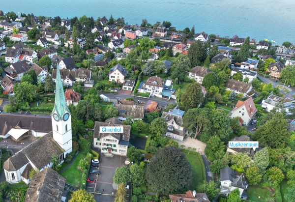 Luftbild Chirchhof Musikzentrum