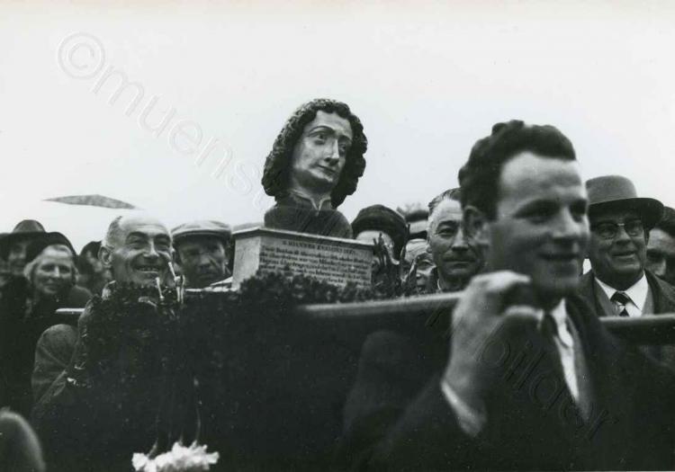 1963