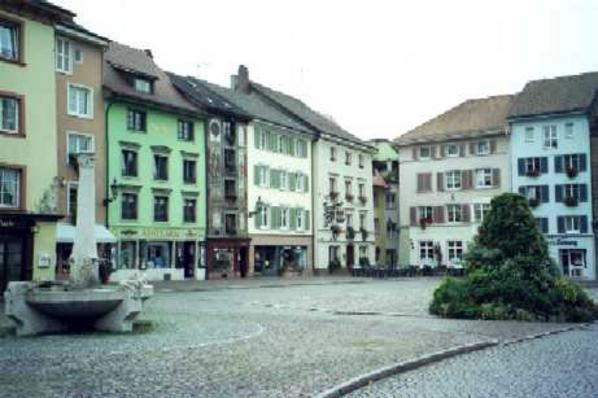 Der Münsterplatz.
