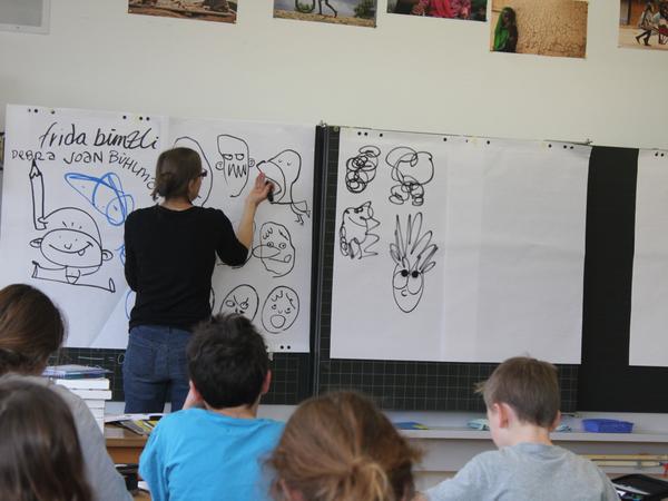 Autorenlesung mit Frau Frida Bünzli