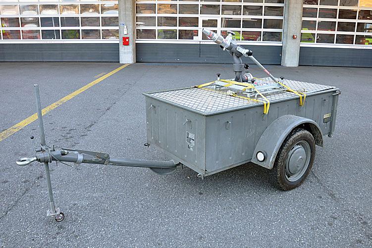 Schlauchmaterialanhänger klein

Einsatzzweck
- Schlauchmaterial für Löscheinsätze

Beladung
- diverses Schlauchmaterial
- Armaturen
- Wasserwerfer