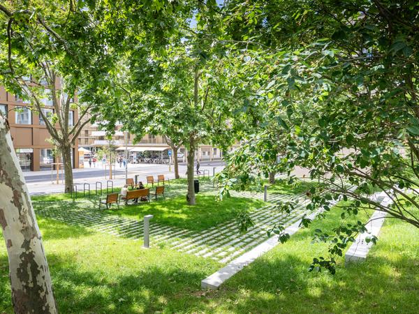 Square des Mayennets