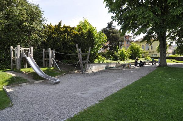 Spielplatz Parkanlage Platte