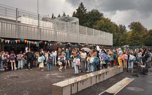 Schulstart im Hübeli.