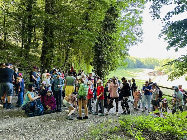 Gruppe beim Rasten