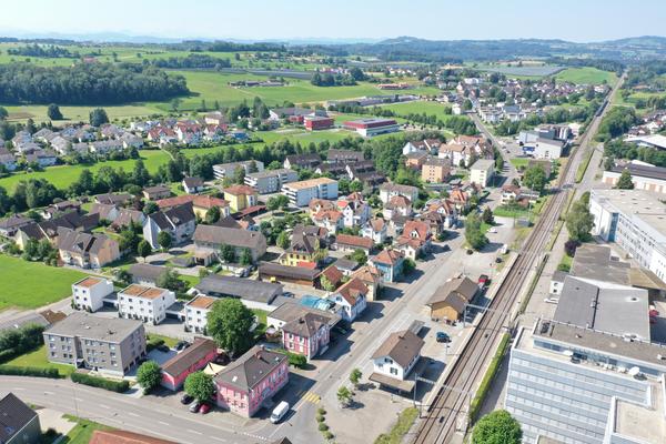 2020 Erlen Bahnhofstrasse