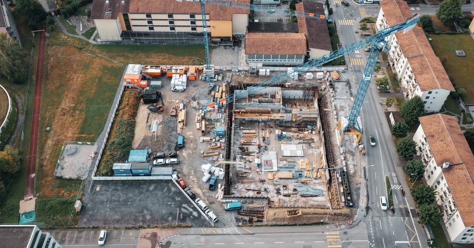 Luftbild Baustelle Erweiterung Schulanlage Meierhöfli.