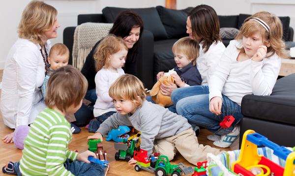 Kinder beim Spielen