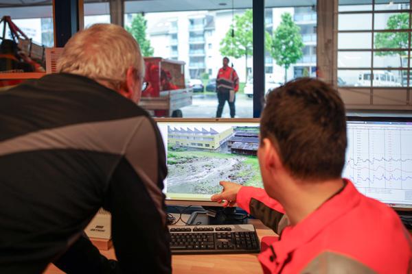 Auf der Zentrale laufen die Informationen zur aktuellen Lage zusammen.