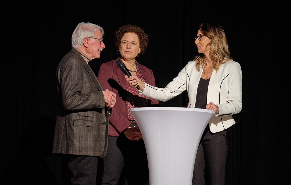 Entstehung Stadtpreis Engagement, Gemeinderat Walter Strucken + Mary Rauber
