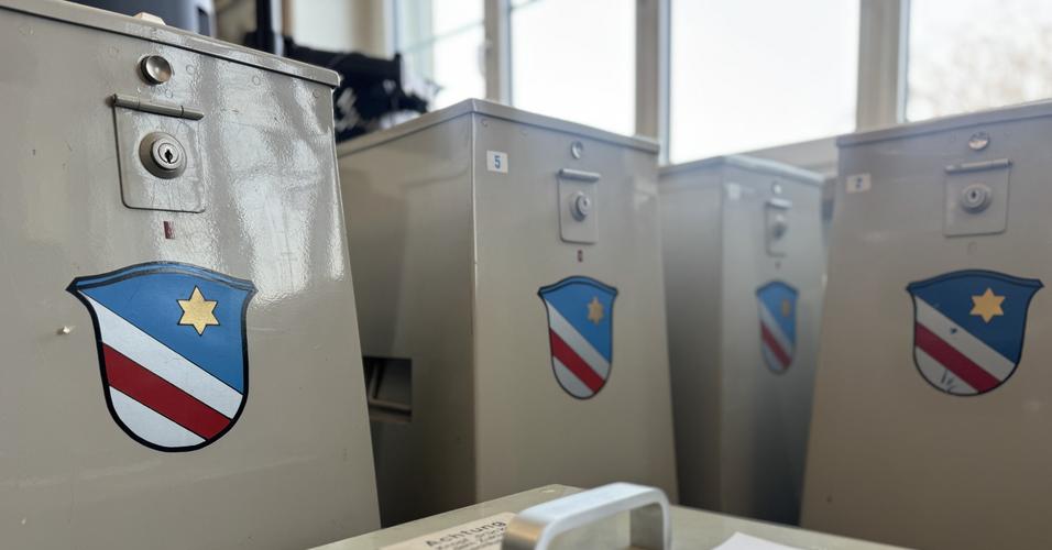 Wahlurnen