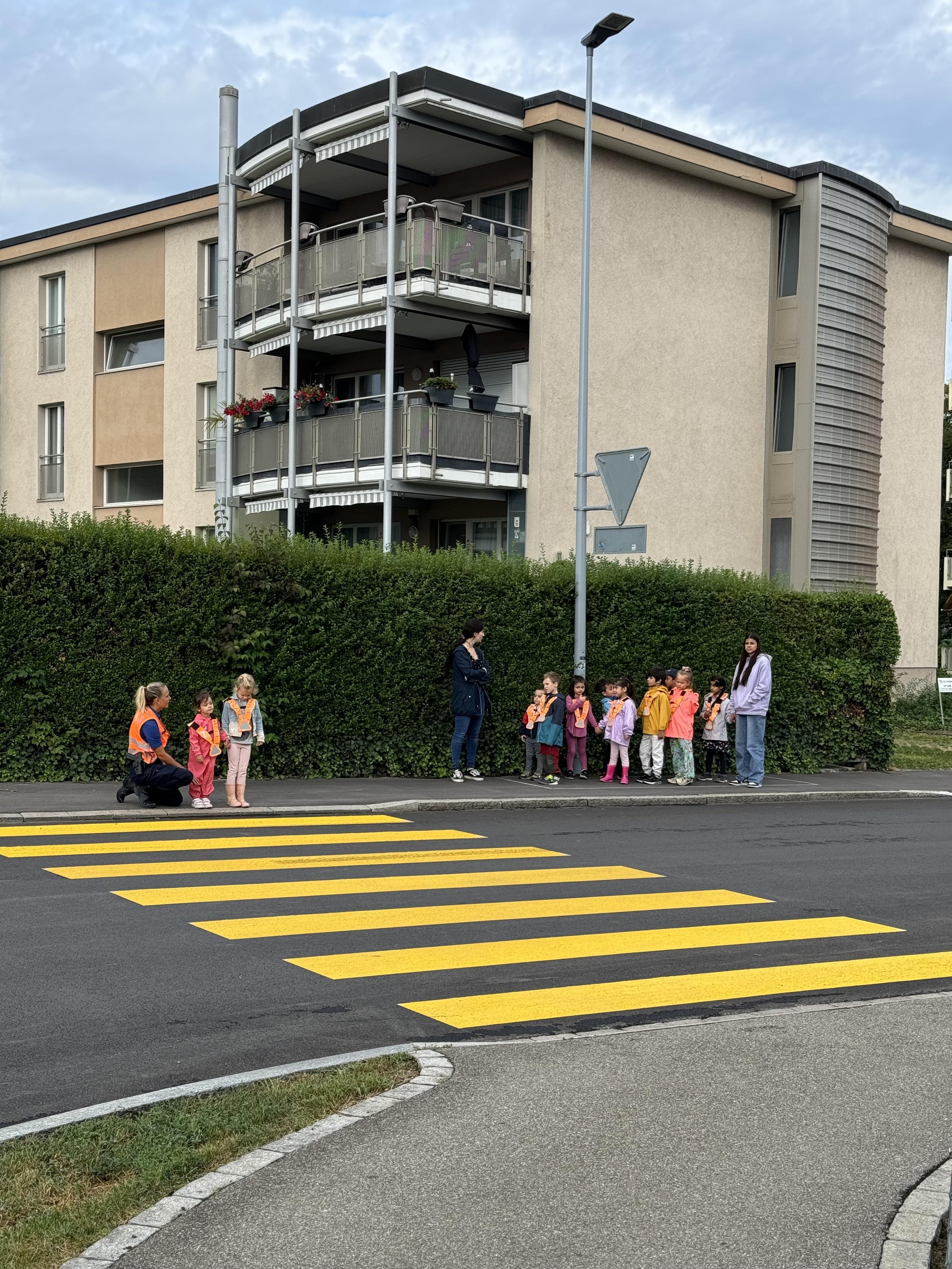 Polizistin im KG