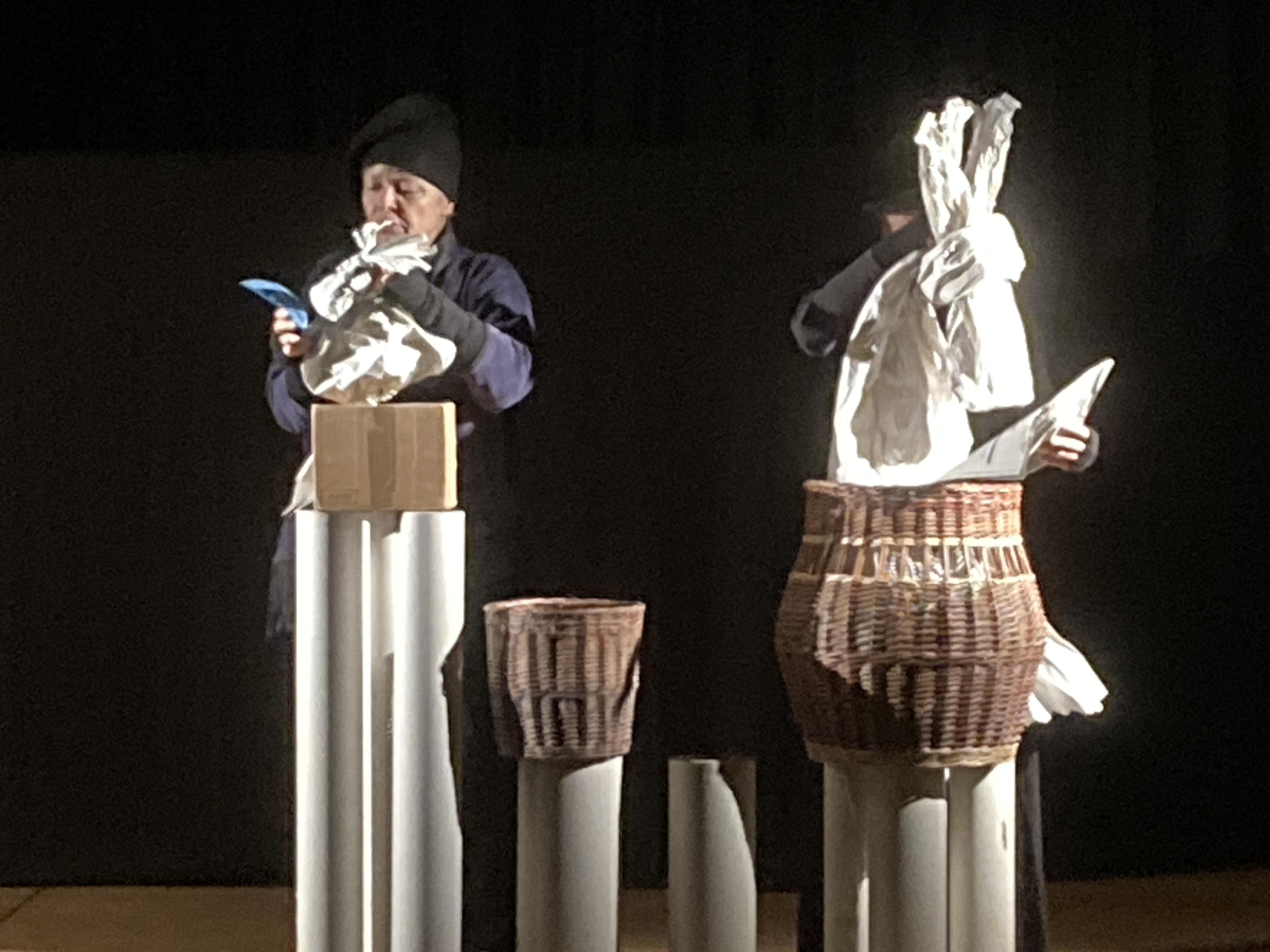 Papiertheater De chly Drache 
