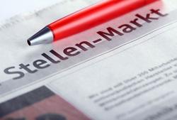 Bild Zeitung mit Überschrift Stellenmarkt